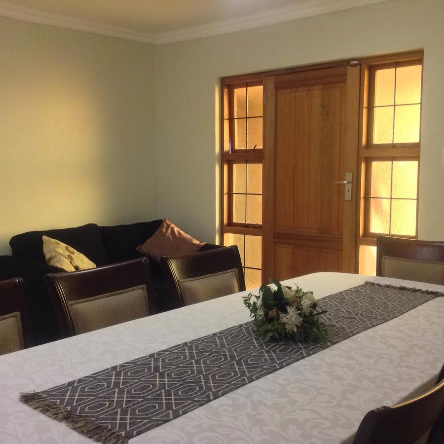Vinolux Guest House Мтата Экстерьер фото
